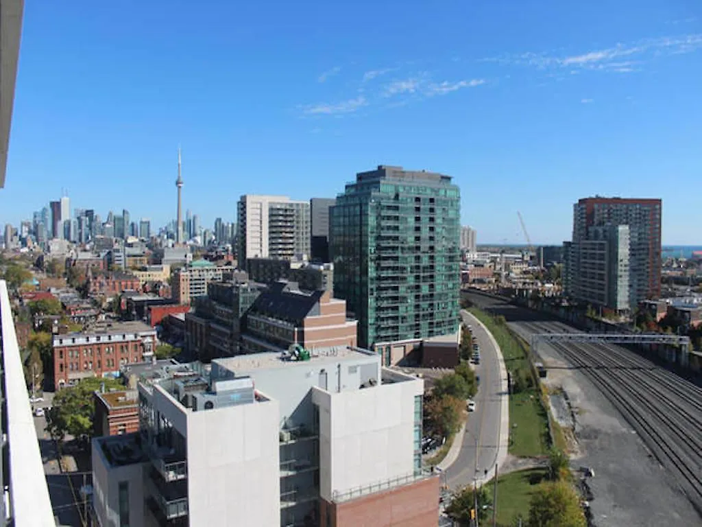 Eg Suites - Modern Queen West Condo Toronto